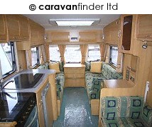 Used Lunar Quasar 524 2005 touring caravan Image